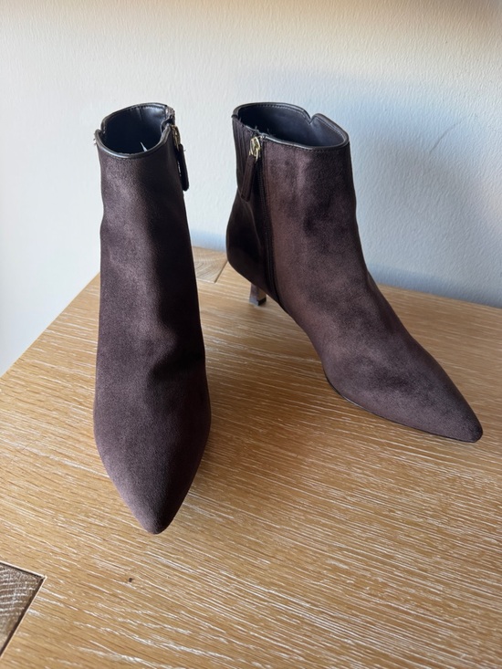 J. Crew Factory Shoes - NWOB! J. CREW FACTORY Women’s Sueded Pointy-Toe Boots Rustic Brown Size 10